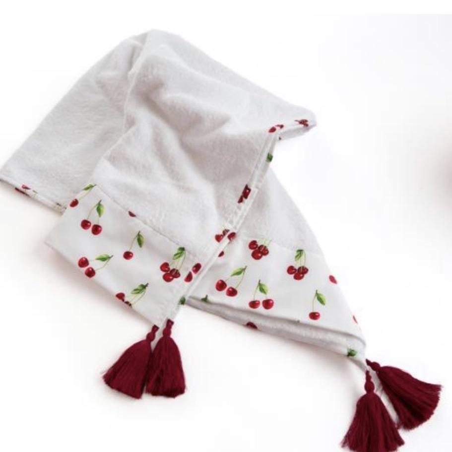 MEIA PATA - Cherries Print Beach Towel