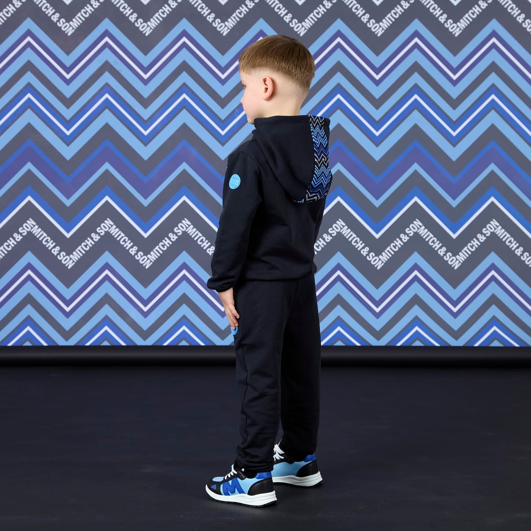 MITCH & SON - Winter Chevron Watson - Zig Zag Hoody Tracksuit - Black