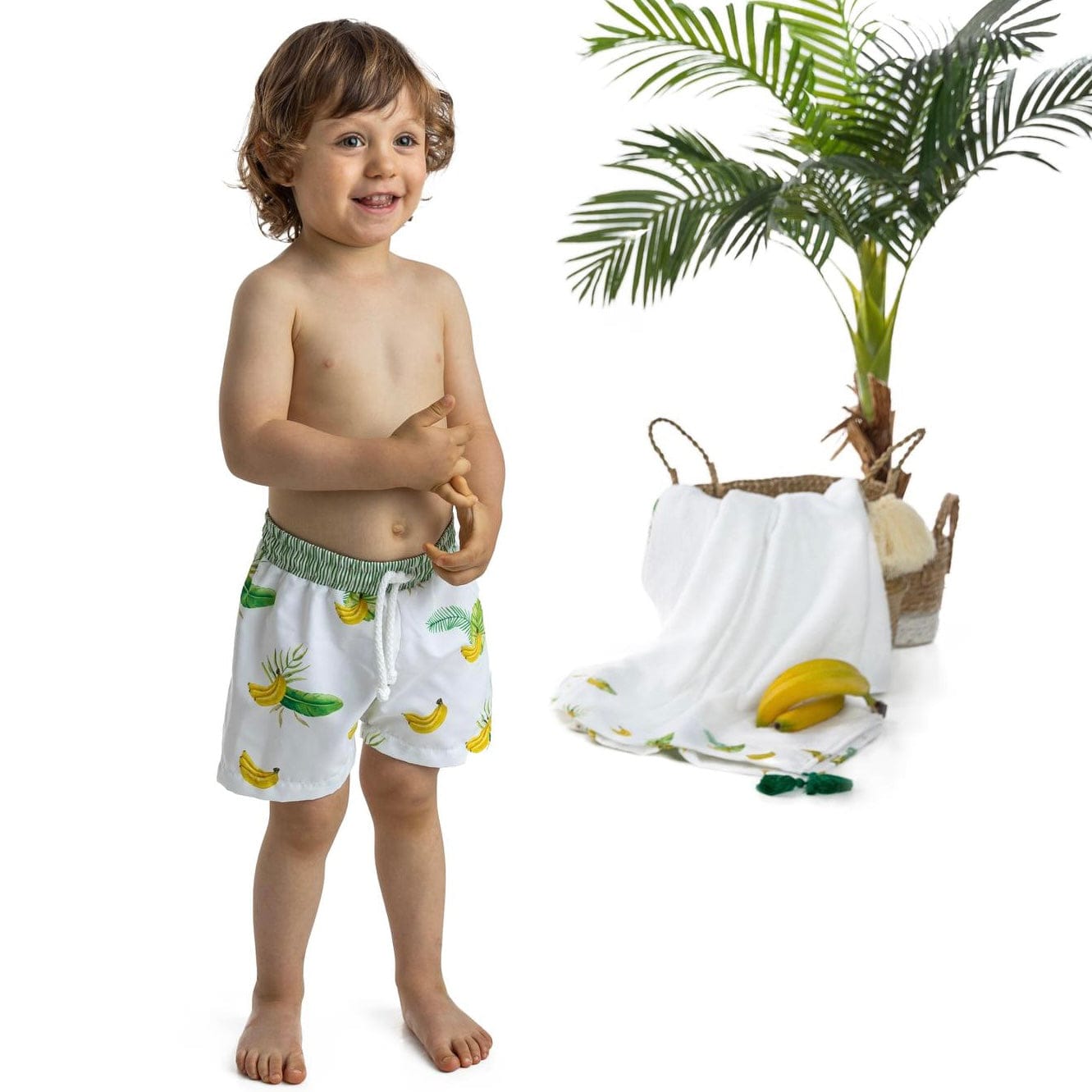 MEIA PATA - Tropical Print Swim Shorts - Green
