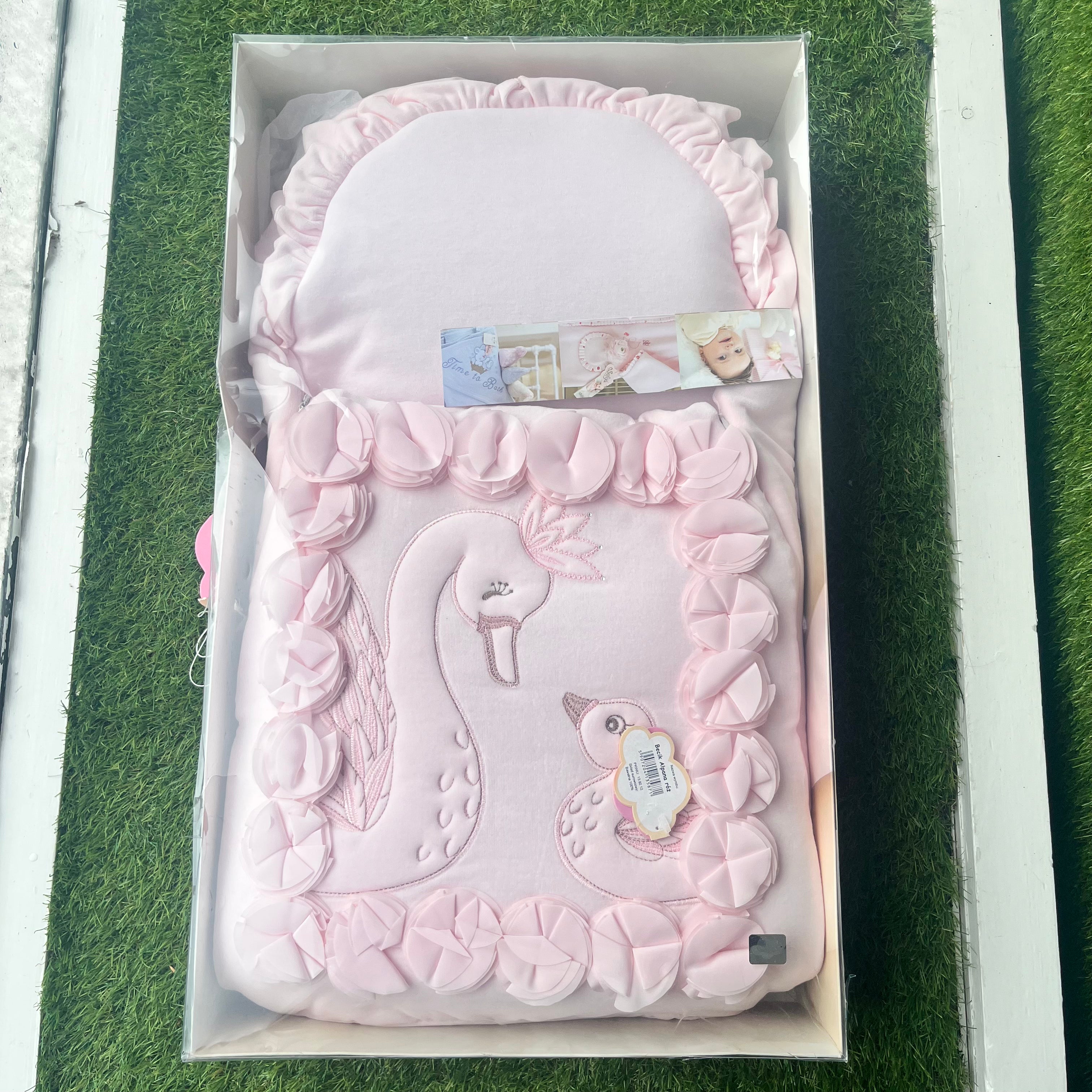 SOFIJA SWAN VELOUR PINK BABY NEST