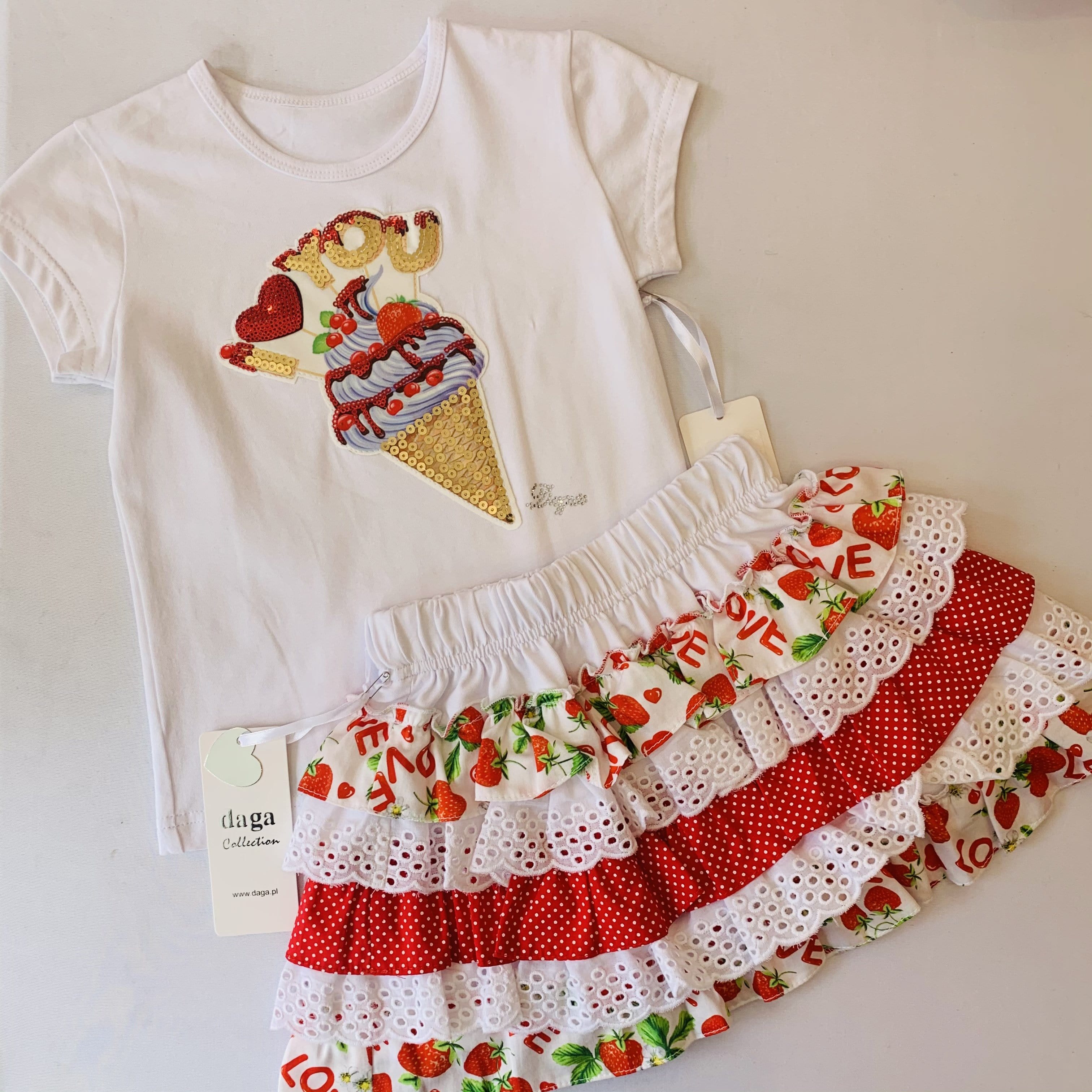 DAGA - Strawberry Skirt Set