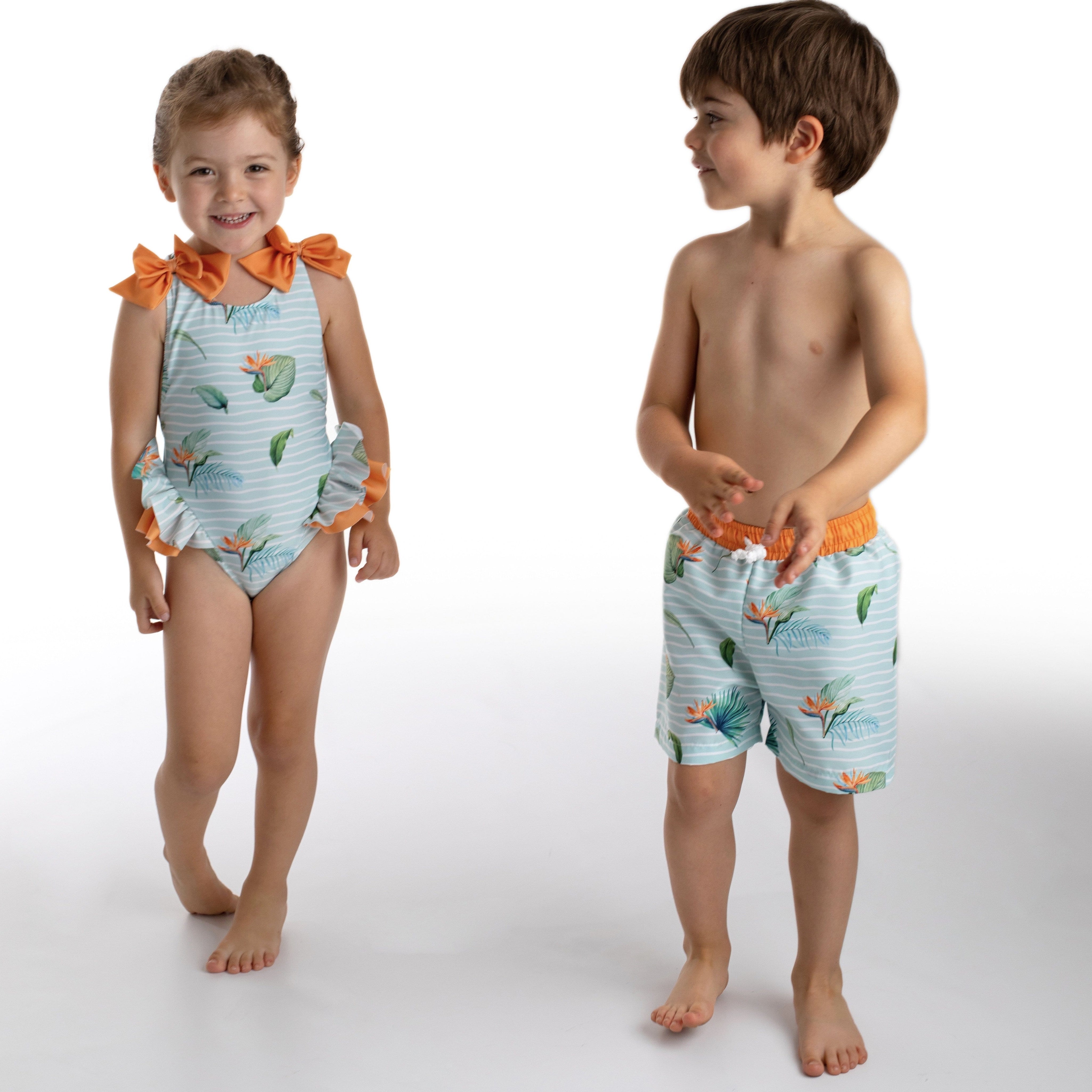 MEIA PATA - Tropical Print Swim Shorts