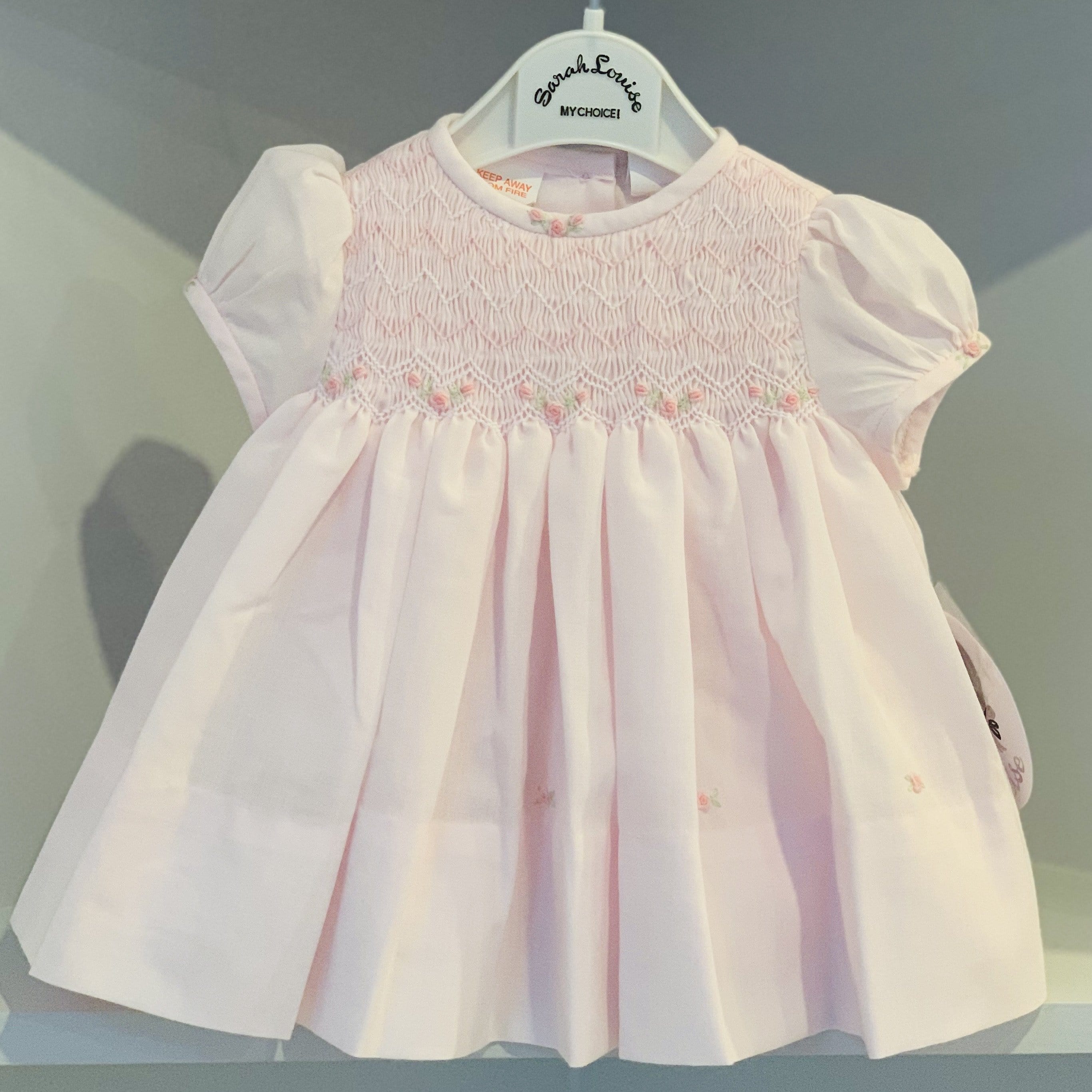 SARAH LOUISE - Smocked Dress - Pink